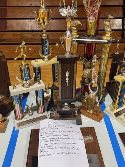 2000 3rd Place 7AA IESA Girls Track Sectionals, 1986 4th Place Christian/Montgomery ESR Academic Bowl, 1966 Gold Champions, 2006 2nd Place 8th Grade Boys Track Dragon Invitational, 1945 1st Place Montgomery County Basketball, 2001 1st Place 8th Grade Hillsboro Fall Hoop Classic, 2006 Apple Band Festival Barry IL