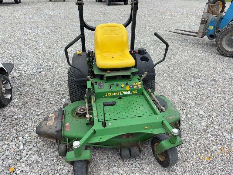 John Deere ZTrak 727A Zero Turn Lawn Mower, Starts and Runs, 54” Mowing Width, 23hp. Kawasaki Engine,