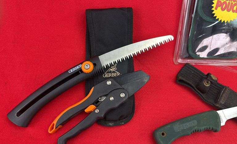 (13) Packaged Knife Lot