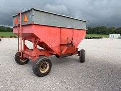 Kory Gravity Wagon 350 bu, Running Gear Model 8278, Tires hold air, Tread 20%, Door works, Hitch extends,