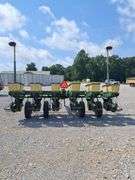 John Deere 7000 6-Row Planter, No-Till Coulters, Insecticide Boxes, Row Harrows, Good Boxes, Bean Cups, Corn Meters, Good Tires, Comes With JD Monitor in Unknown Condition.