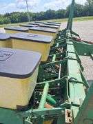 John Deere 7000 6-Row Planter, No-Till Coulters, Insecticide Boxes, Row Harrows, Good Boxes, Bean Cups, Corn Meters, Good Tires, Comes With JD Monitor in Unknown Condition.