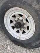 (TITLE) 2002 Load Master Gooseneck Flat Trailer, TITLE, 15’ Deck W/ 10’ Hydraulic Beaver Tail, 25’ Overall Length, Matching Delta LT 235/85/16 Radials 90% Tread, Good Oak Deck, New Spare Tire, Dual Axel W/Singles, Brakes Work, Selling For A Retiring Farmer.