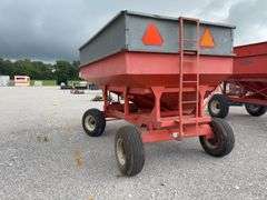 Kory Gravity Wagon 350 bu, Running Gear Model 8278, Tires hold air, Tread 20%, Door works, Hitch extends,