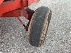 Kory Gravity Wagon 350 bu, Running Gear Model 8278, Tires hold air, Tread 20%, Door works, Hitch extends,