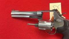 Smith & Wesson 629-4 44 Mag