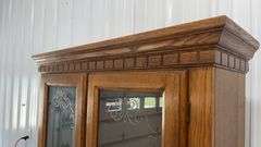 2 Door Glass Front Oak 10 Gun Locking Gun Cabinet (No Shipping On This Item))