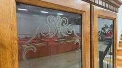 2 Door Glass Front Oak 10 Gun Locking Gun Cabinet (No Shipping On This Item))