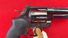 Smith & Wesson Model 29-2  .44 Magnum Caliber