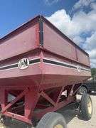 J & M 400 Bushel Gravity Wagon, 10.00 22.5 Truck Tires, Rust Free Heavy Gear, Spring Tongue, Nice Wagon