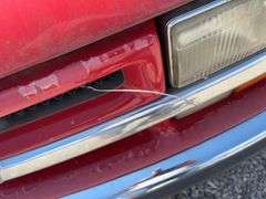 (TITLE) 1999 Chevrolet Blazer,  Touch 4 Wheel Drive, Starts And Runs, AM/FM CD Player, AUX Jack, Cruise Control, Power Steering, Push Button Rear Hatch, Rear Defrost, Leather Front Bucket Seats In Rough Condition, Center Counsel Is Broken, Hood Release Latch In Cab IS Broke, Back Hatch Opens, P235/75R15 Tires Approx 50% Tread, Body in Fair Condition Just Scratches and Losing Clearcoat and Some Minor Dents, 180,202 Miles, Does Have Dead Battery, Signed Title In Hand