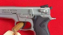 Smith & Wesson Model 5906