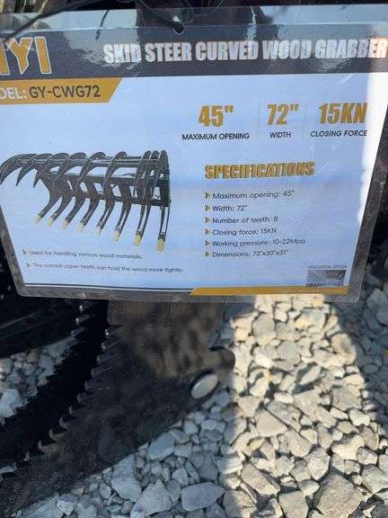 Unused GIYI Skid Steer Curved Log Grabber, 45” Maximum Opening, 72” Width, 8 Teeth