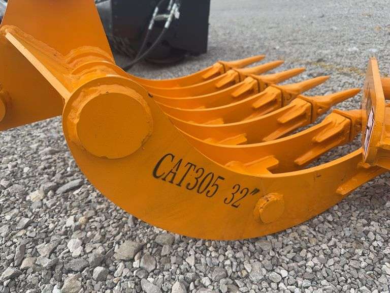 Cat 305 32” Root Rake