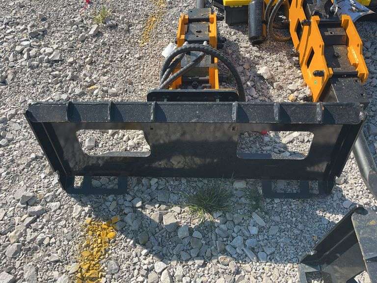 Unused GIYI Skid Steer Breaker Hammer, Model GY-P680