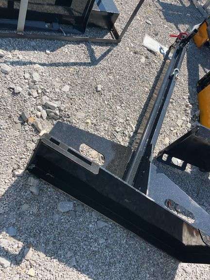 Unused GIYI Skid Steer Telescopic Boom, Max Length 131”, Max Load 3300lbs, Model GY-STB47