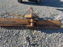 Woods 3 pt. 7’ Blade, good cutting edge, straight blade,