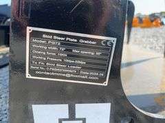 Unused GIYI Skid Steer Solid Bottom Grapple Bucket, Model PG72, 72” Working Width, 4 points on Grapple