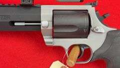 Taurus Raging Hunter Model 460H 460 S&W Mag