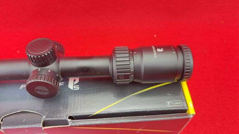 Nikon Prostaff 3-12x42SF Matte BDC Scope