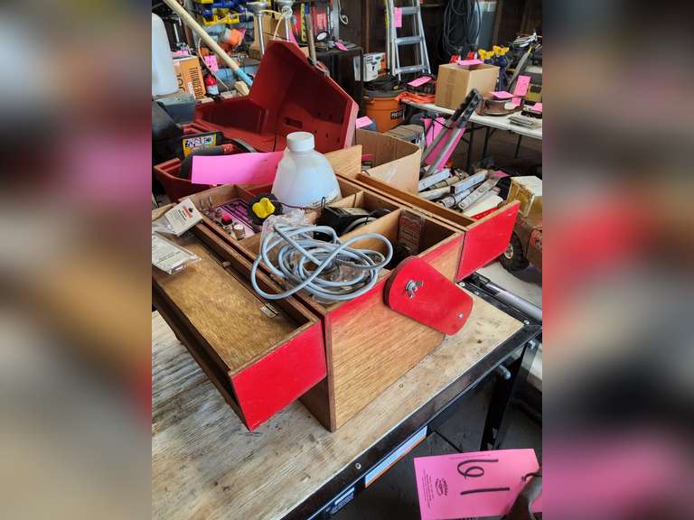 Radio controlled accessories, deluxe pwr panel, elec fuel pump, plane propellers, half gallon of fuel & other misc in wood case