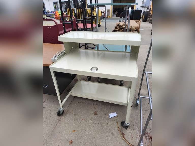 Metal desk on wheels
