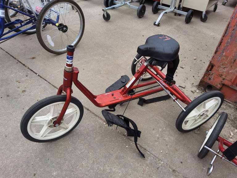 Rifton adaptive tricycle (missing handle bars & seat back)