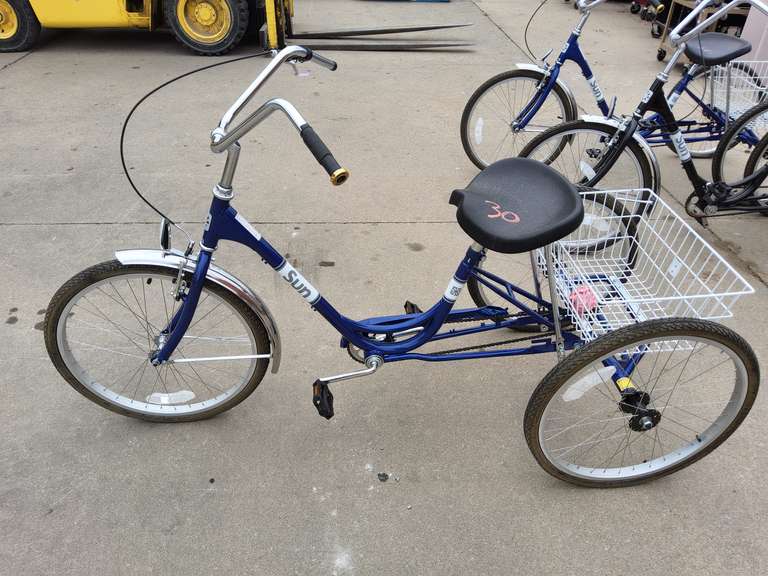 Sun tricycle with basket (blue)