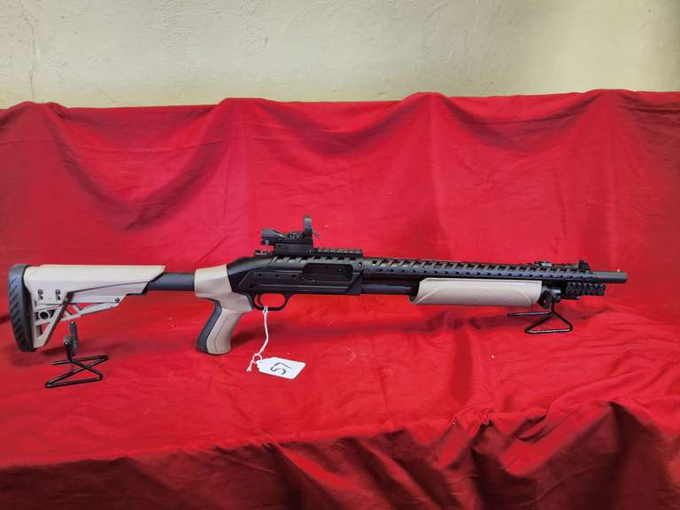 Mossberg Mod: 500, 12ga pump shotgun, Ser#: V0864762, 18" brl, 2-3/4" & 3", telescoping stock, side show carrier, tac rails, PMRS red dot sight, flashlight, 98%