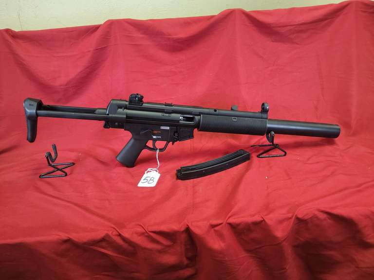 HK Mod: MP5, .22 LR semi rifle, Ser#: WG016722, 16" brl, telescoping stock, FAUX suppressor, 1 mag, 98%