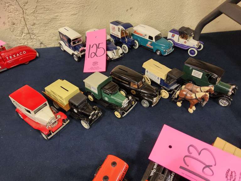 6 collectible coin banks SEE PICS