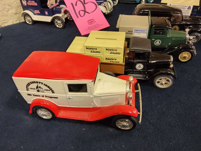 6 collectible coin banks SEE PICS