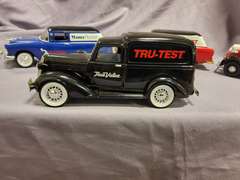 5 collectible coin banks SEE PICS