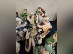 Group of decorative Thomas Kincade Santa dolls SEE PICS