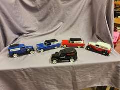 5 collectible coin banks SEE PICS