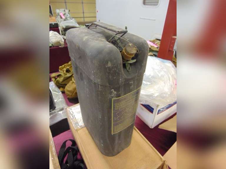Portable 14L decontamination can