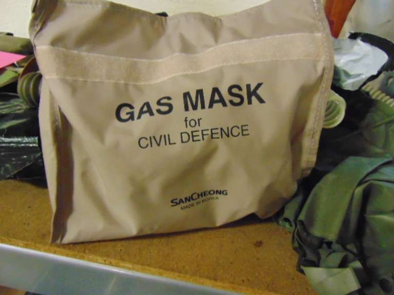 Group misc: filters, gas mask & other SEE PICS