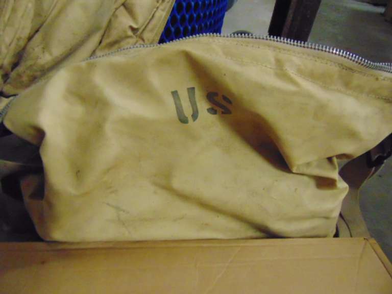 Aireshelta 48-3002F Decon Kit Tyvek F Size S-M Orange & US canvas military water can case (no water can)