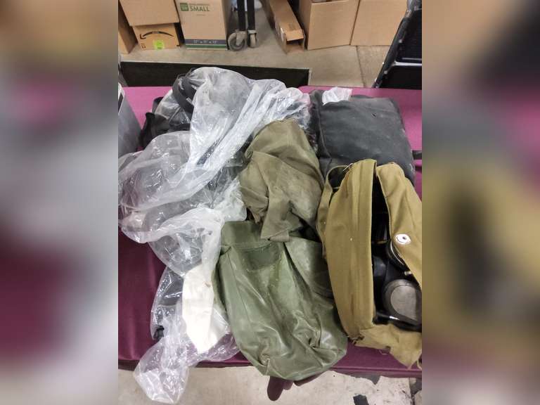 Group: gas masks, bags & other SEE PICS