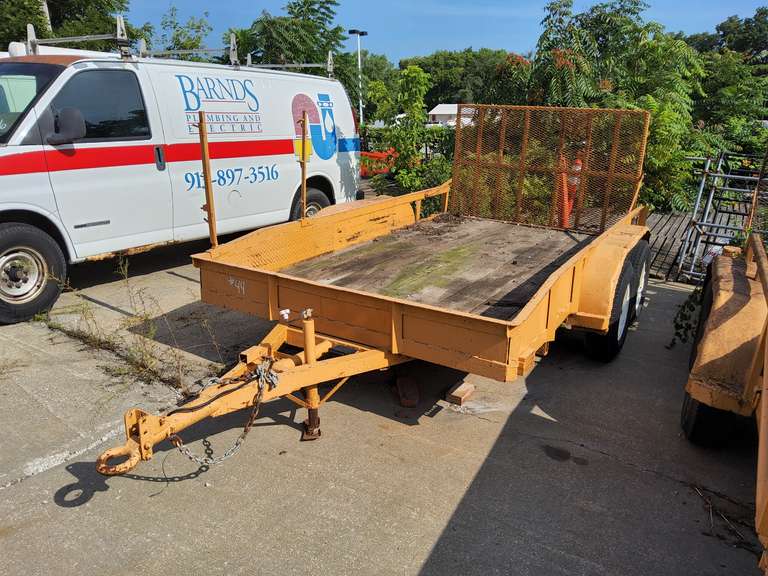 1988 Texas T.A. trailer, approx 7ft x 12.5ft, 7000GVW, pintle hitch, Vin#: 17XFL1226J1881013 -- Trailer #506 (CONTENTS NOT INCLUDED)