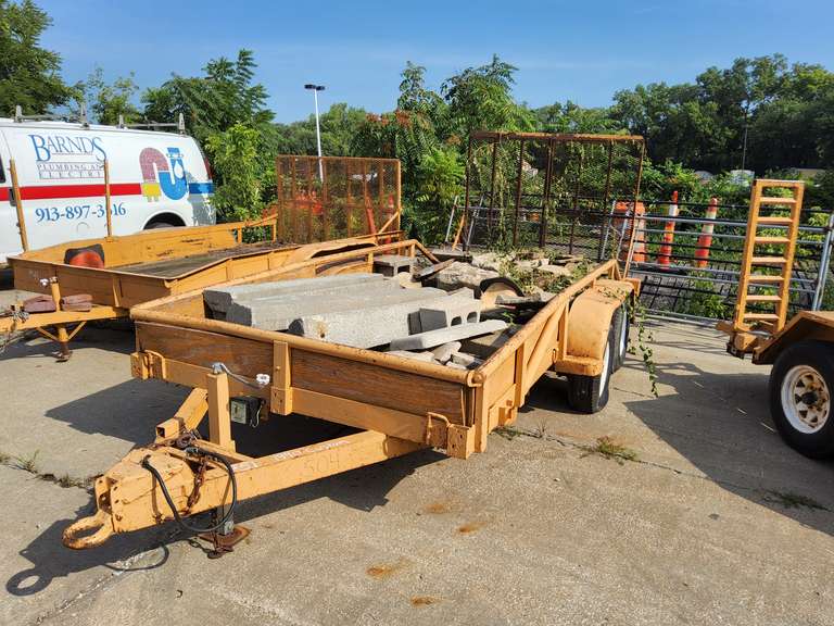 1990 Custom T.A trailer, approx 6.5ft x 16ft, ramp gate, (10,000 GVW), WITH CONTENTS, Vin#: FB820220 -- Trailer #504