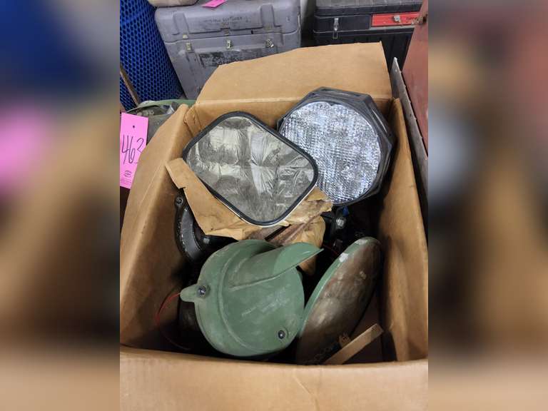 Large group of misc military vehicle parts & other SEE PICS