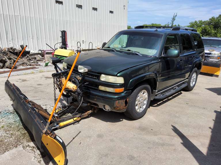 2004 Chevy Tahoe 5.3L auto, 174,221 miles, full pwr, sunroof, leather int, with 7.5ft fiberglass snow plow, condition unknown, AC Does not work- NO TITLE- Vin#: 1GNEK13Z64R216511 -- (Truck # Brandon)