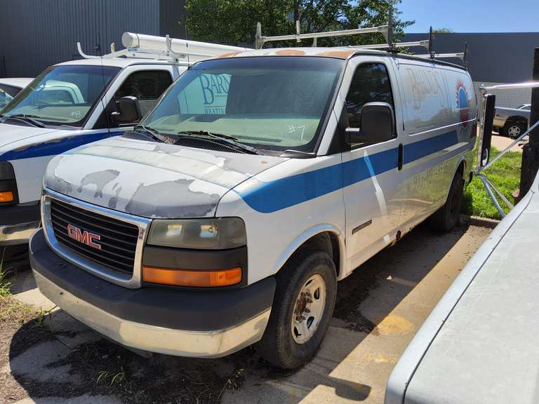 2003 GMC Savannah 3500 Van, 6.0 V8, auto trans, 131,436 miles heat/ac, full pwr, shelves in back, ladder rack, Vin#: 1GTHG35U531100363, Runs, Needs battery, Catalytic has been cut off, -- Van #407