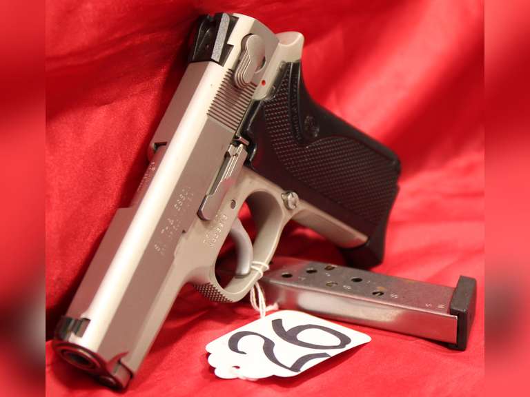 Smith & Wesson 3913, 9mm, 2 mags, stainless, Ser#: TFM1870