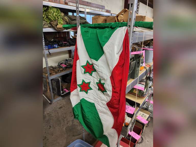 National Burrundi Republic of Rayon Type II flag (NIB