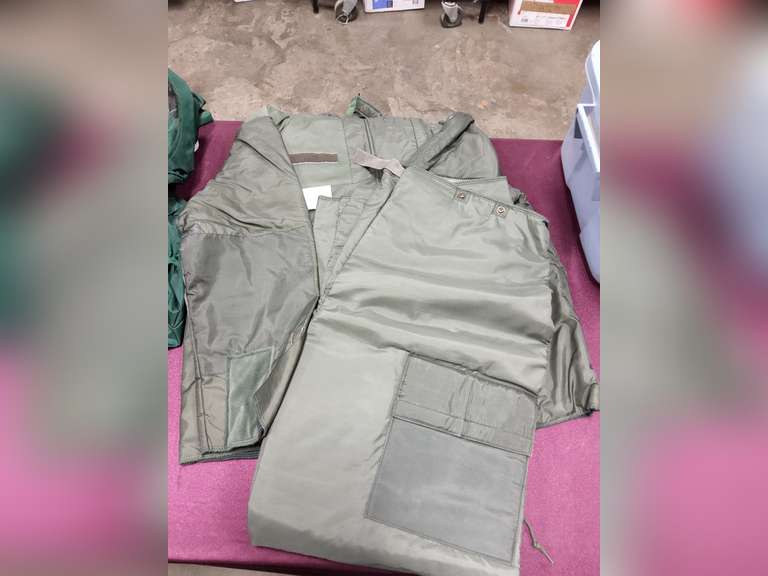 Military cold weather? jacket & pants