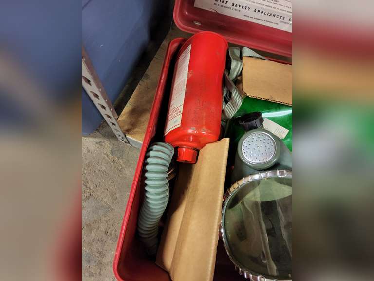 MSA All-Service gas mask Mod: S with case
