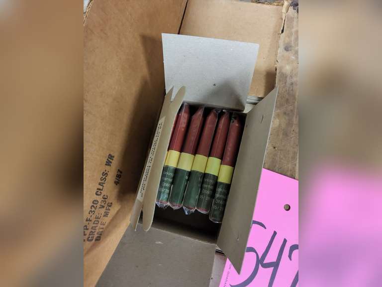 Case of 24pk crayons SEE PICS