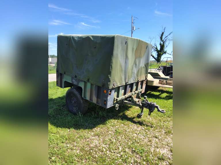 Silver Eagle Mfg. Co. Mod: M1101 s.a. cargo trailer with soft top, pintle hitch, approx 85" wide x 90" long
